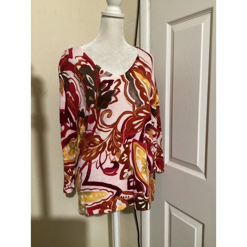 Chicos Womens Size 0 US S Paisley Floral Cashmere Blend V-Neck Sweater Red Pink
